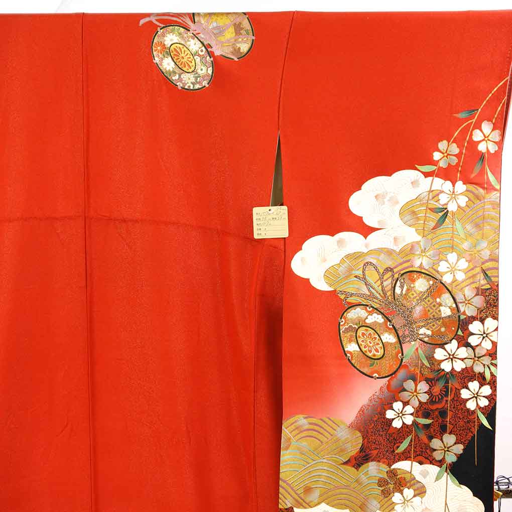 振袖 リサイクル着物 身丈157cm 裄69cm 前幅24cm 後幅29cm 袖丈107cm 袖幅34cm レディース 袷 椿 裄長 裄L-LLサイズ 秋冬春用 正絹（シルク）レッド 美品 リメイク リユース【ランクA】