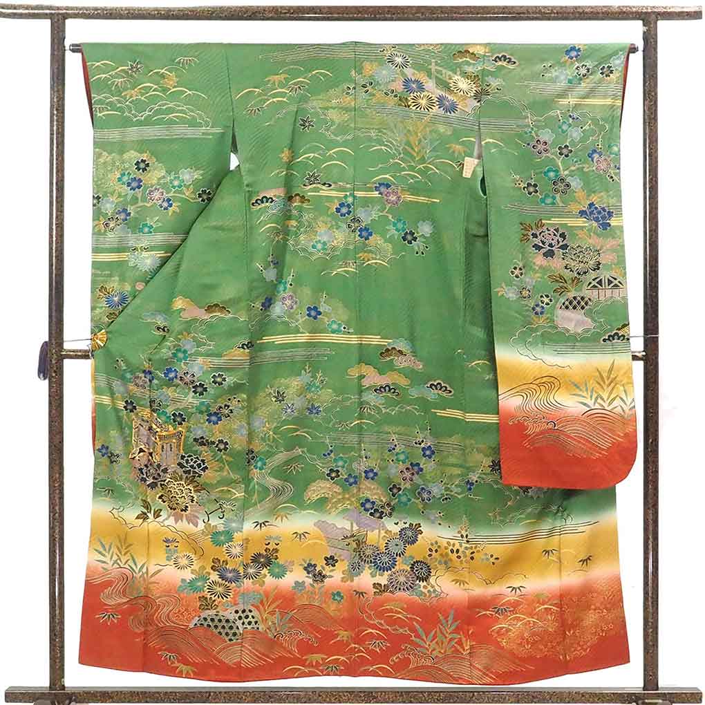 振袖 リサイクル着物 身丈156cm 裄63cm 前幅24cm 後幅28cm 袖丈106cm 袖幅33cm レディース 袷 金彩 裄Mサイズ 秋冬春用 正絹（シルク）グリーン 美品 リメイク リユース【ランクA】