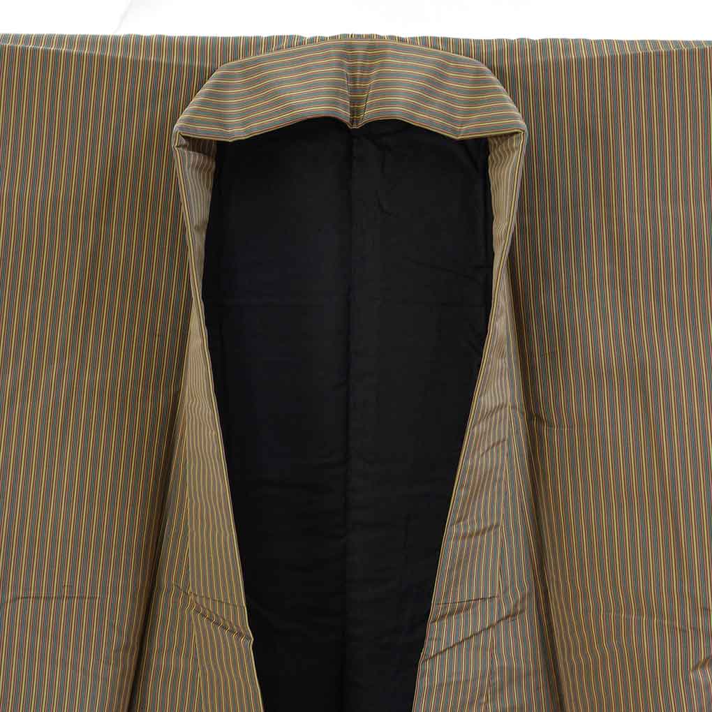 男物着物 リサイクル着物 身丈137cm 裄68cm 前幅24cm 後幅30cm 袖丈50cm 袖幅34cm メンズ 袷 縞 裄長 裄Lサイズ 秋冬春用 正絹（シルク）ブラウン 美品 リメイク リユース【ランクA】