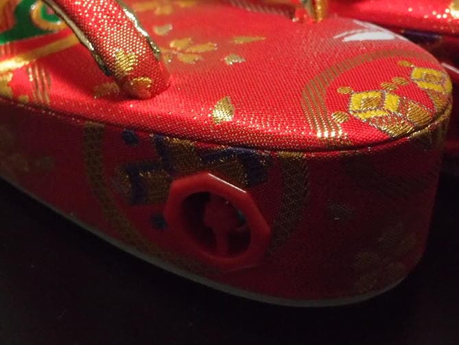 七五三礼装用女児草履【18.0cm／Mサイズ】【新品】