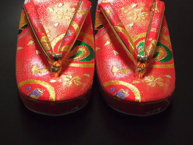 七五三礼装用女児草履【18.0cm／Mサイズ】【新品】