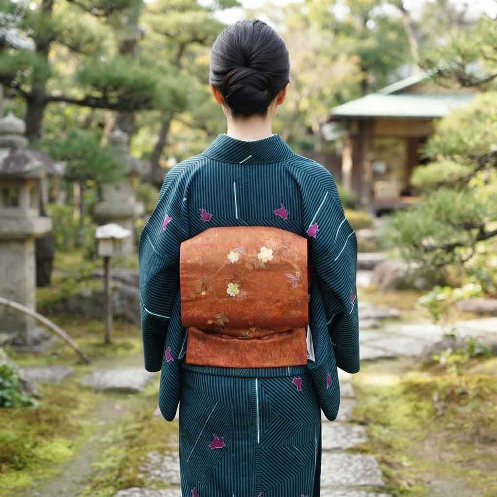 袋帯 リサイクル帯 幅31cm 長さ450cm レディース 螺鈿 秋冬春用 正絹（シルク）ブラウン 美品 リメイク リユース【ランクA】