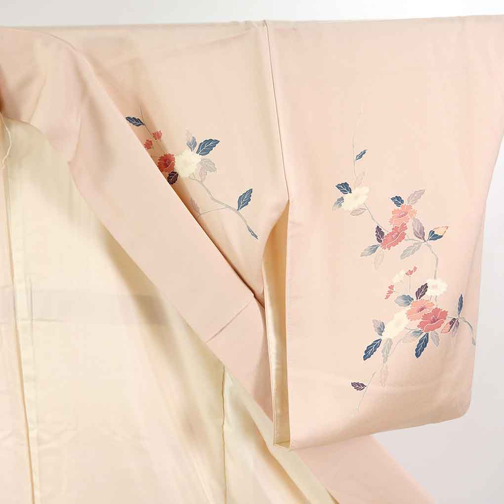 訪問着 リサイクル着物 身丈160cm 裄64cm 前幅24cm 後幅30cm 袖丈56cm 袖幅32cm レディース 袷 花柄 裄Mサイズ 秋冬春用 正絹（シルク）ピンク やや難 リメイク リユース【ランクB】