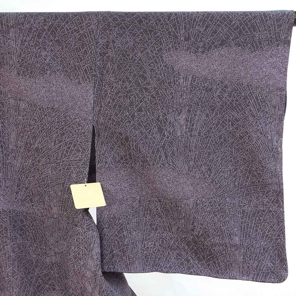 小紋 リサイクル着物 身丈159cm 裄63cm 前幅23cm 後幅30.5cm 袖丈47cm 袖幅32cm レディース 単衣 連続模様 裄Mサイズ 初夏・初秋用 正絹（シルク）パープル 未使用品 リメイク リユース【ランクS】