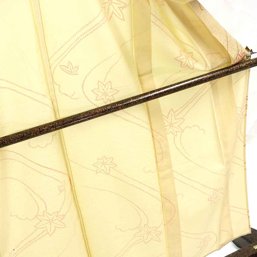 小紋 リサイクル着物 身丈155cm 裄62cm 前幅22.5cm 後幅30cm 袖丈53cm 袖幅32.5cm レディース 単衣 紅葉 裄Sサイズ 初夏・初秋用 正絹（シルク）イエロー 美品 リメイク リユース【ランクA】