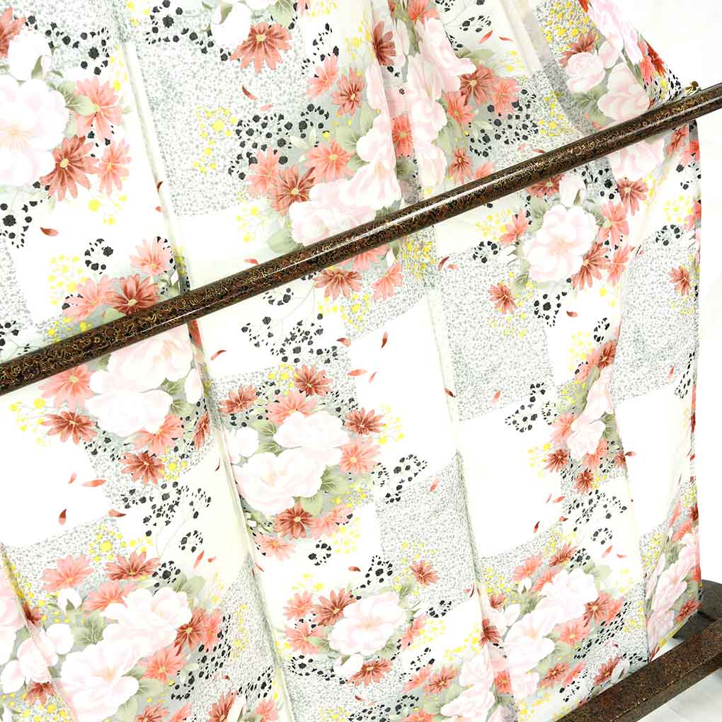 浴衣 リサイクル着物 身丈166cm 裄67cm 前幅24.5cm 後幅29cm 袖丈49cm 袖幅34cm レディース 花柄 裄長 裄Lサイズ 夏用 木綿 ホワイト トールサイズ 未使用品 リメイク リユース【ランクS】