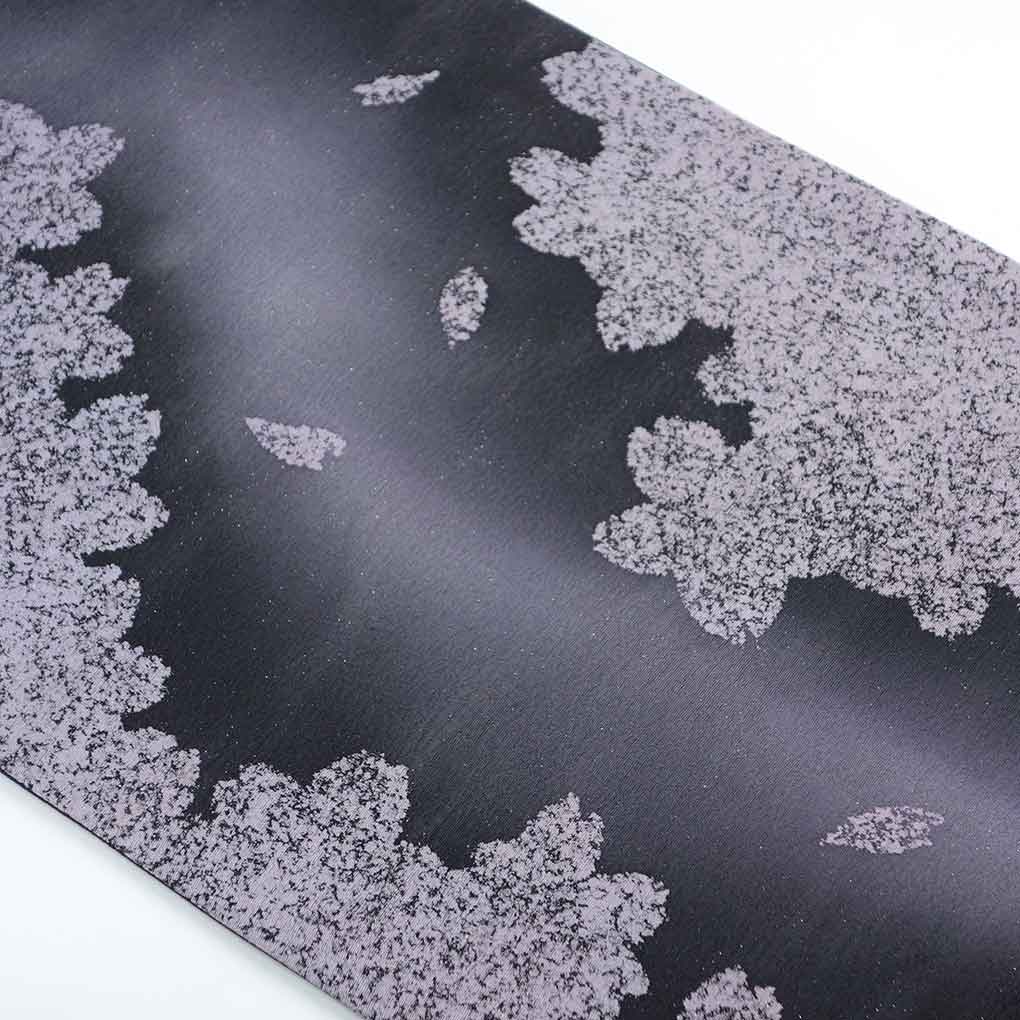 袋帯 リサイクル帯 幅30.5cm 長さ474cm レディース 桜 秋冬春用 正絹（シルク）ブラック 未使用品 リメイク リユース【ランクS】
