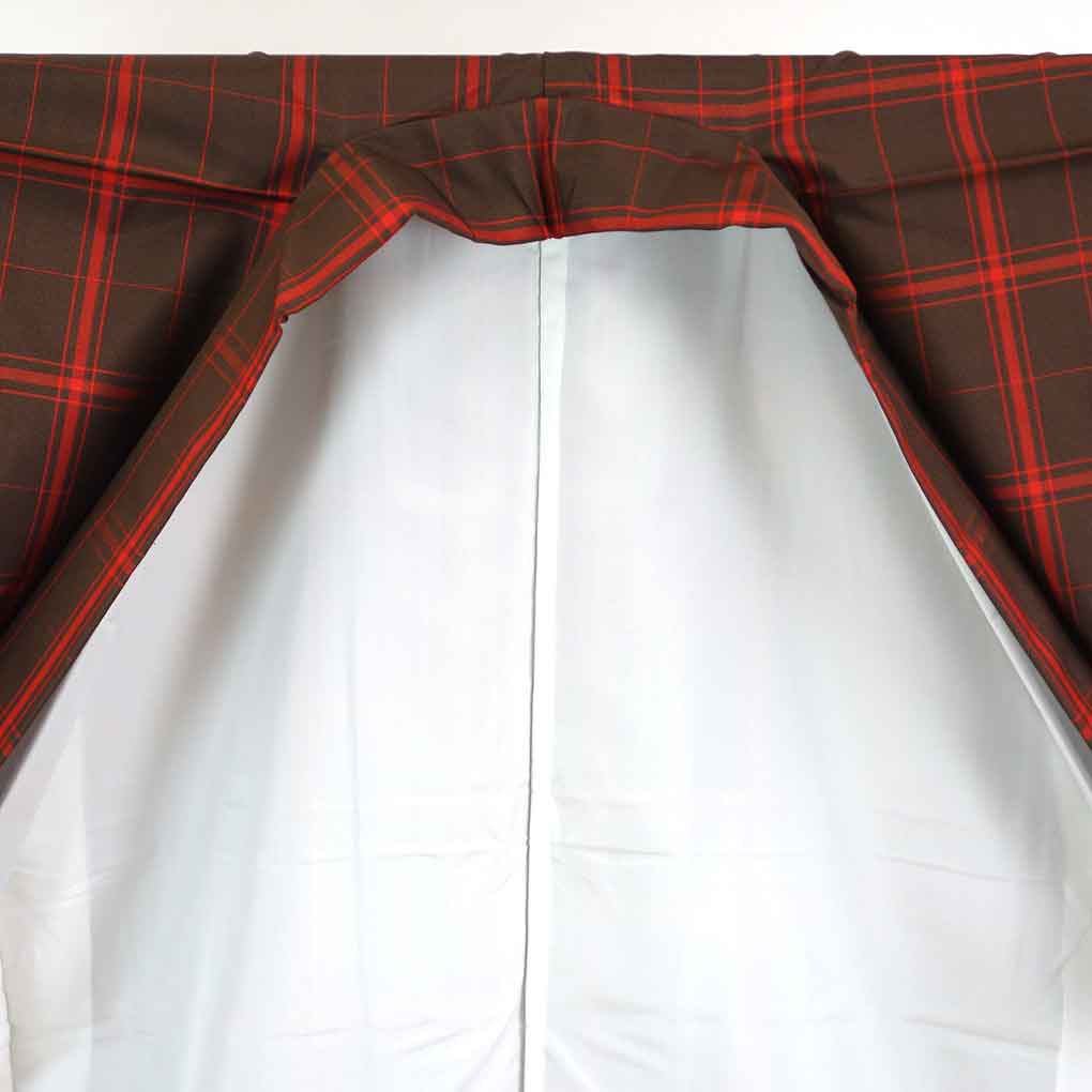リサイクル 紬 茶色地 格子柄 先染 袷 正絹 着物 未使用品 レディース 秋冬春用 シルク ブラウン 裄SSサイズ身丈156cm 裄60cm 前幅24cm 後幅30cm 袖丈49cm【ランクS】