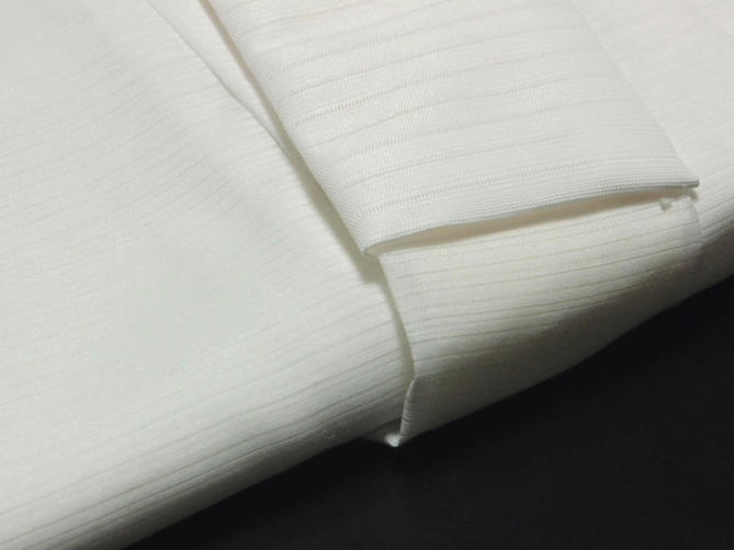 【安心の日本製】爽竹 お仕立て上がりプレタ夏物絽爽竹長襦袢 ・吸湿性が高くムレにくい素材で抗菌性や防臭性に優れた人気の商品です。Sサイズ（1000円加算）、Mサイズ、Lサイズ、LLサイズ（1000円加算）をお選び頂けます【新品】