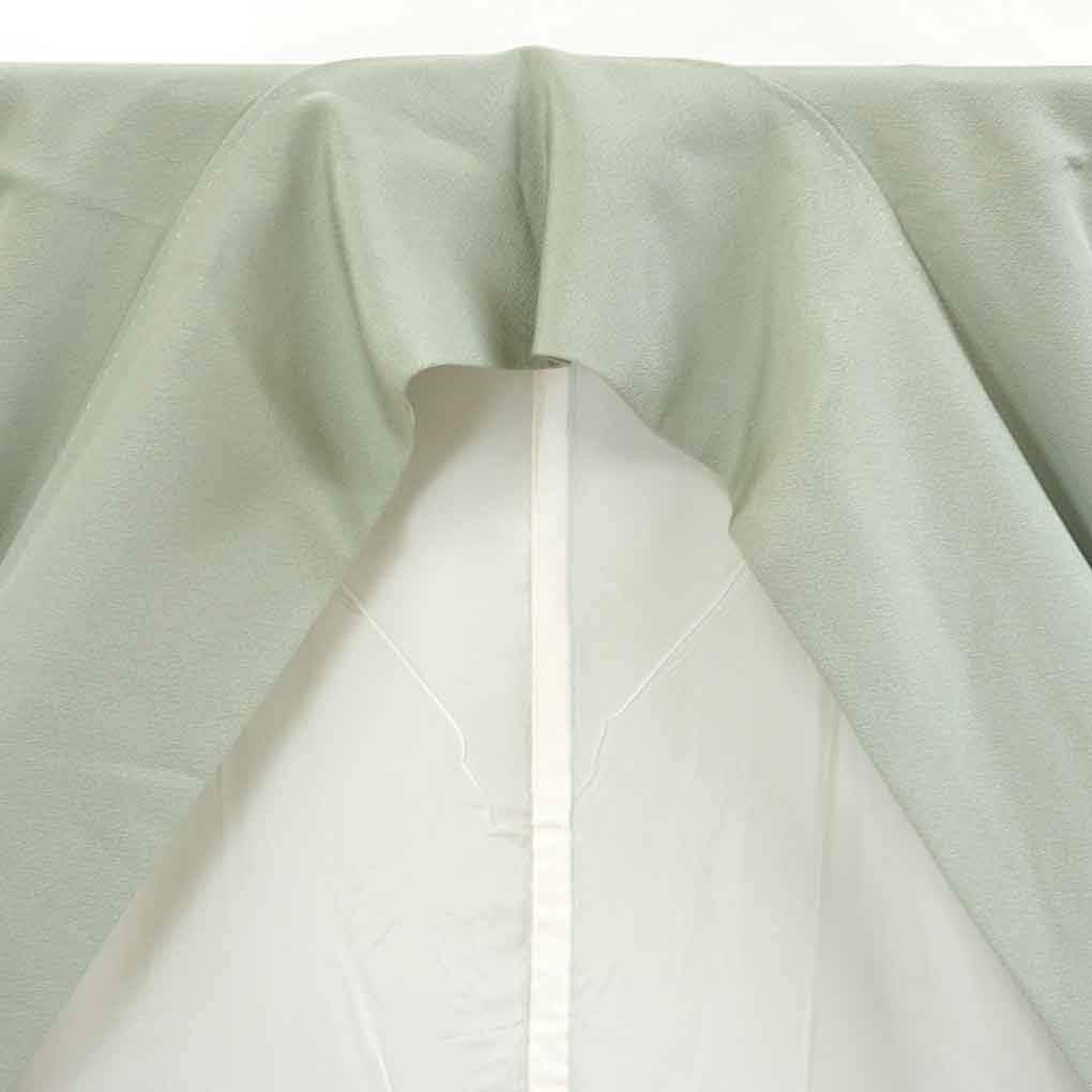 リサイクル着物 色留袖 グリーン地 風景画 袷 五三の桐紋 正絹