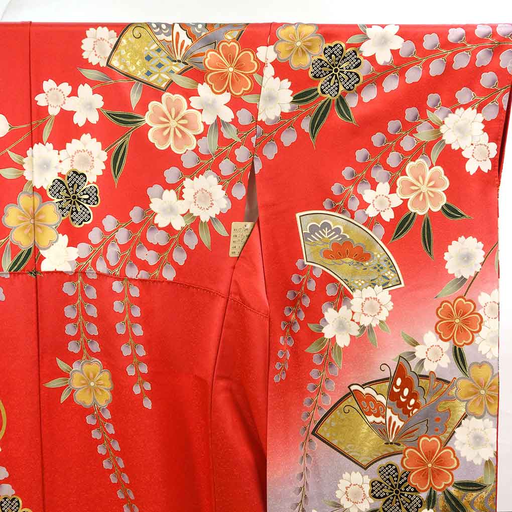 振袖 リサイクル着物 身丈157cm 裄65cm 前幅24cm 後幅28.5cm 袖丈104cm 袖幅33.5cm レディース 袷 花柄 裄Mサイズ 秋冬春用 正絹(シルク)レッド 美品 リメイク リユース【ランクA】
