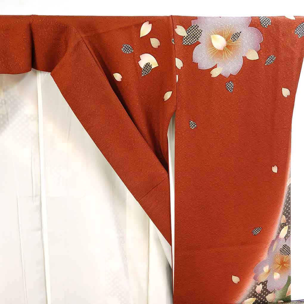 振袖 リサイクル着物 身丈160cm 裄63cm 前幅24.5cm 後幅28cm 袖丈105cm 袖幅32cm レディース 袷 桜 裄Mサイズ 秋冬春用 正絹(シルク)レッド 美品 リメイク リユース【ランクA】