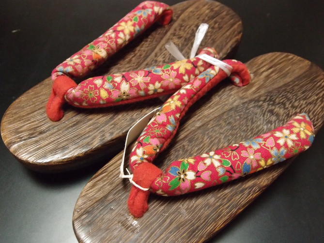 【子供用下駄】女児用下駄 ゲタ 祭用履物 祭り用靴 雪駄 サンダル 草履 18cm（17～18cm用） 送料別途 あす楽【新品】