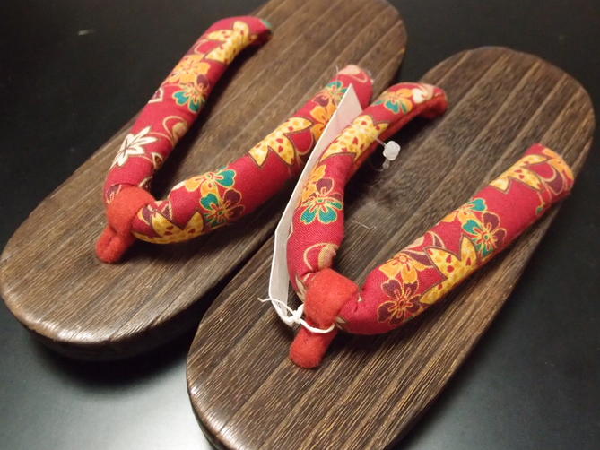 【子供用下駄】女児用下駄 ゲタ 祭用履物 祭り用靴 雪駄 サンダル 草履 18cm（17～18cm用） 送料別途 あす楽【新品】