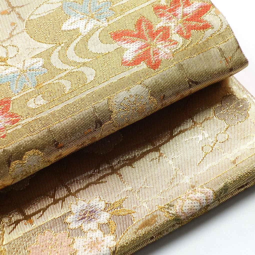 袋帯 リサイクル帯 幅30.5cm 長さ425cm レディース 花柄 秋冬春用 正絹（シルク）ゴールド 美品 リメイク リユース【ランクA】