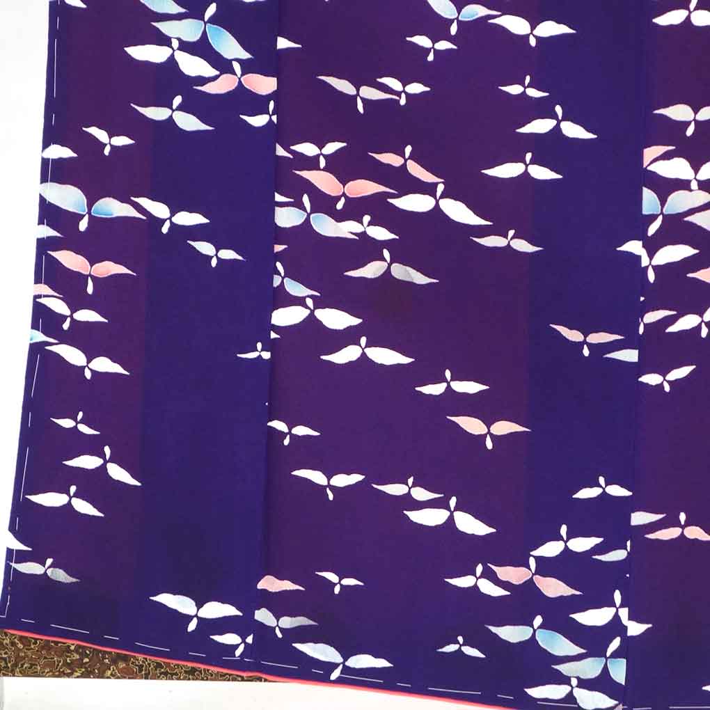 リサイクル着物 小紋 紫地 花柄 袷 正絹 着物 未使用品 レディース 秋冬春用 シルク パープル 裄SSサイズ リユース身丈163cm 裄60cm 前幅22cm 後幅28.5cm 袖丈48cm 袖幅31cm【ランクS】