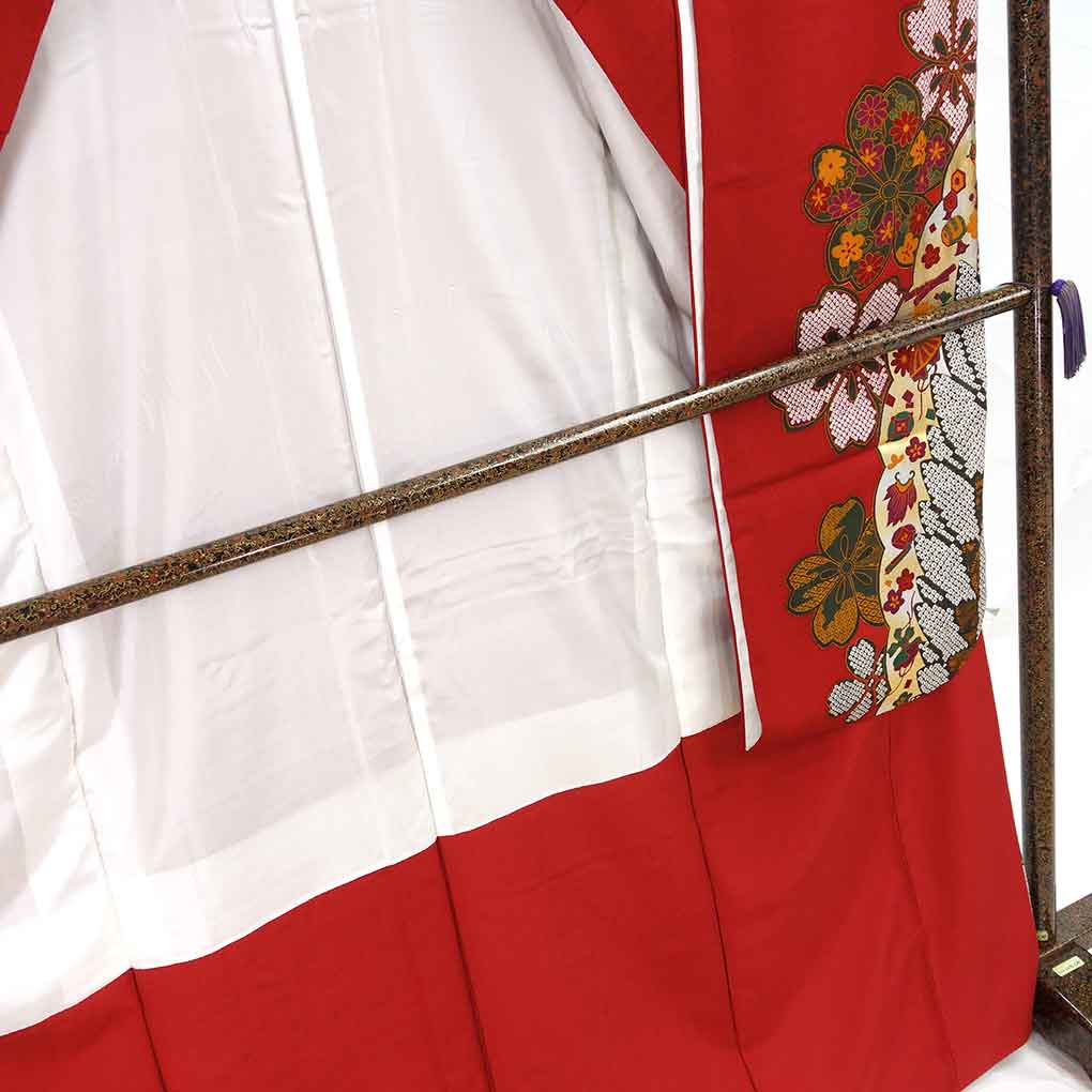 振袖 リサイクル着物 身丈171cm 裄69cm 前幅25cm 後幅30cm 袖丈114cm 袖幅34.5cm レディース 袷 桜 裄長 裄L-LLサイズ 秋冬春用 正絹（シルク）レッド トールサイズ 美品 リメイク リユース【ランクA】