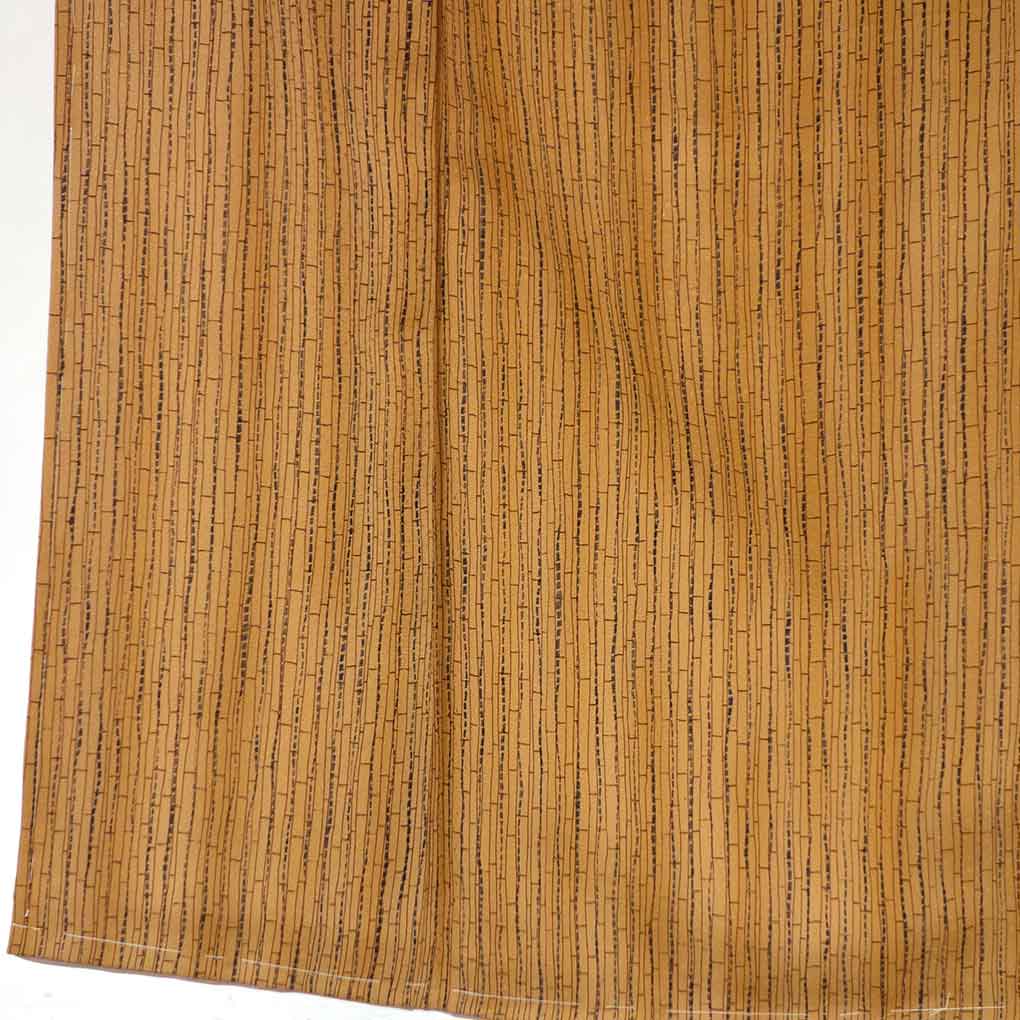 小紋 リサイクル着物 身丈154cm 裄62cm 前幅25cm 後幅28cm 袖丈45cm 袖幅32.5cm レディース 袷 縞 裄Sサイズ 秋冬春用 正絹（シルク）ブラウン 未使用品 リメイク リユース【ランクS】