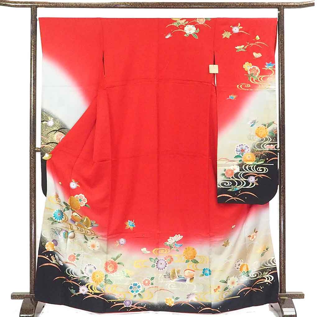 リサイクル 振袖 着物 身丈168cm 裄67cm 前幅24cm 後幅30cm 袖丈105cm 袖幅35cm レディース 袷 鴛鴦 裄長 裄Lサイズ 秋冬春用 正絹（シルク）赤地 トールサイズ 美品 リサイクル リメイク リユース【ランクA】