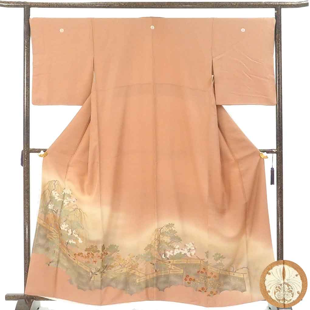 色留袖 リサイクル着物 身丈162cm 裄69cm 前幅26cm 後幅33cm 袖丈50cm 袖幅34.5cm レディース 袷 花柄 裄長 裄L-LLサイズ 秋冬春用 正絹（シルク）ブラウン 美品 リメイク リユース【ランクA】