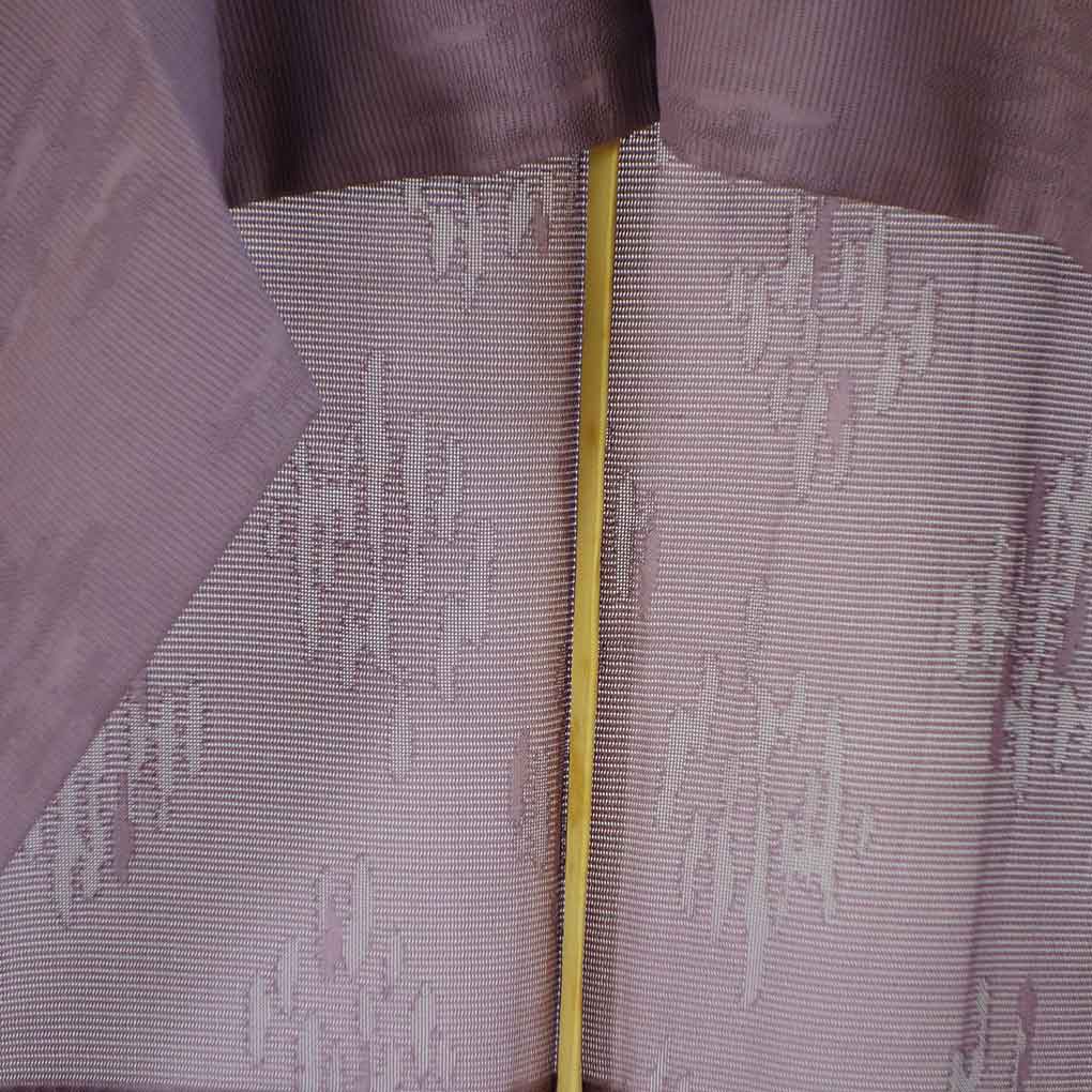 色無地 リサイクル着物 身丈157cm 裄61cm 前幅24cm 後幅29cm 袖丈47cm 袖幅30.5cm レディース 無地 裄Sサイズ 夏用 正絹（シルク）パープル 難有り リメイク リユース【ランクC】