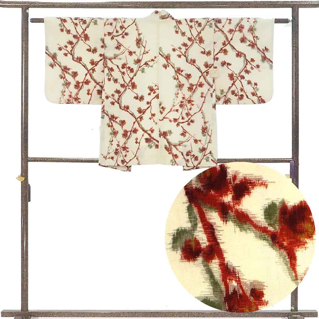 羽織 リサイクル着物 羽織丈78cm 裄60cm 袖丈46cm 袖幅31cm レディース 袷 花柄 裄SS-Sサイズ 秋冬春用 ウール ホワイト やや難 リメイク リユース【ランクB】