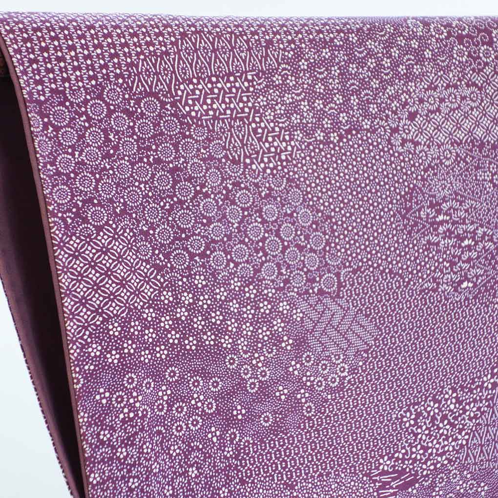 小紋 リサイクル着物 身丈159cm 裄64cm 前幅24cm 後幅30cm 袖丈49cm 袖幅33cm レディース 袷 江戸小紋 裄Mサイズ 秋冬春用 正絹（シルク）パープル やや難 リメイク リユース【ランクB】