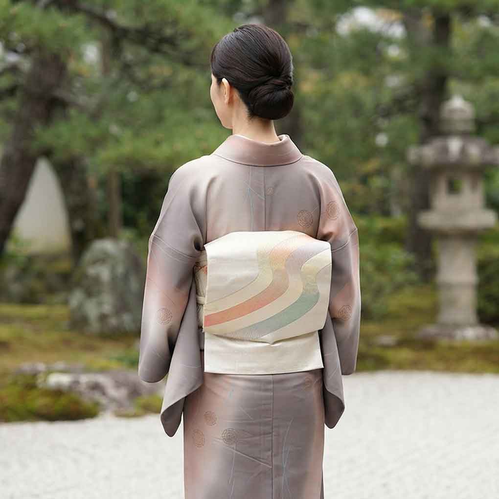 名古屋帯 リサイクル帯 幅30cm 長さ357cm レディース 抽象柄 秋冬春用 正絹（シルク）シルバー 美品 リメイク リユース【ランクA】