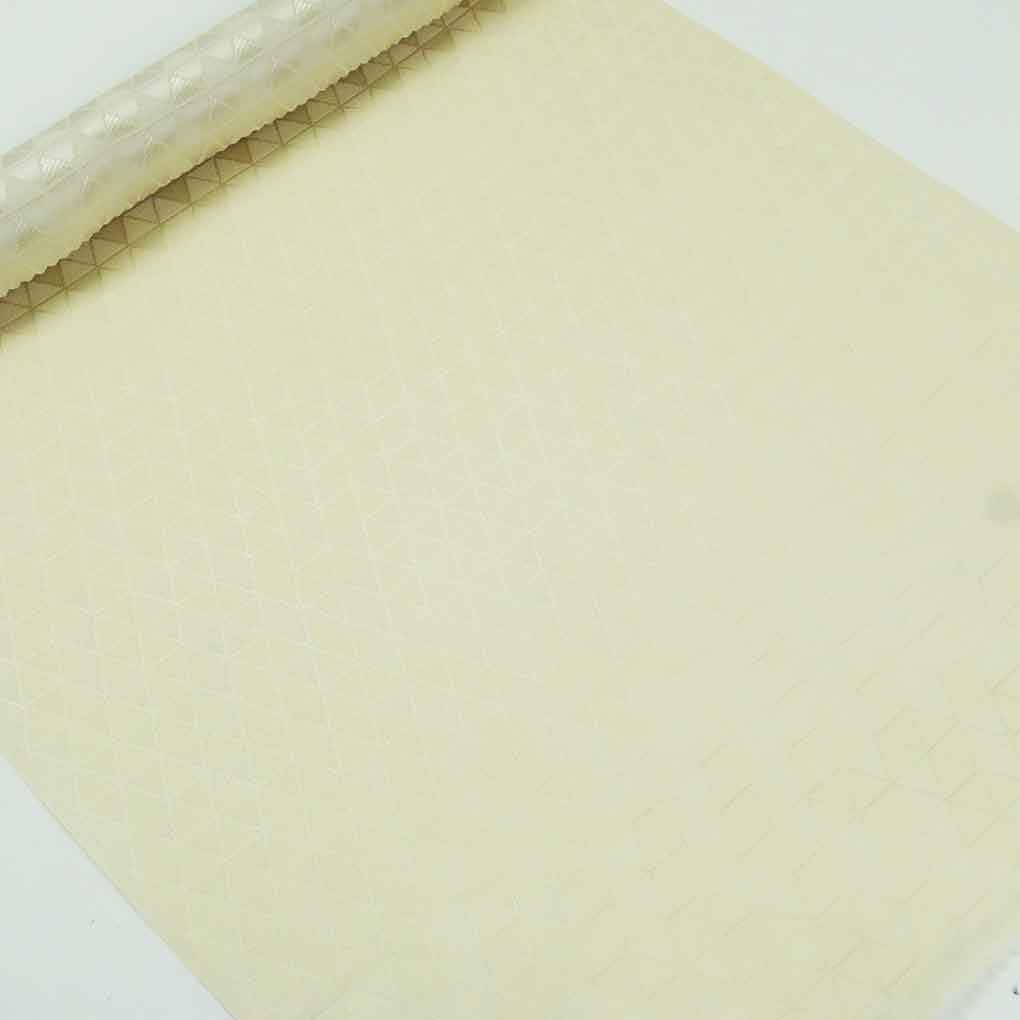 【仕立代込み】家庭で洗える正絹長襦袢「ふるるん」・家庭で手洗いできて清潔です。完全フルオーダー仕立て、送料無料でお届けいたします。カジュアルフォーマル兼用でお使い頂けます。【クリーム地・ウロコ】