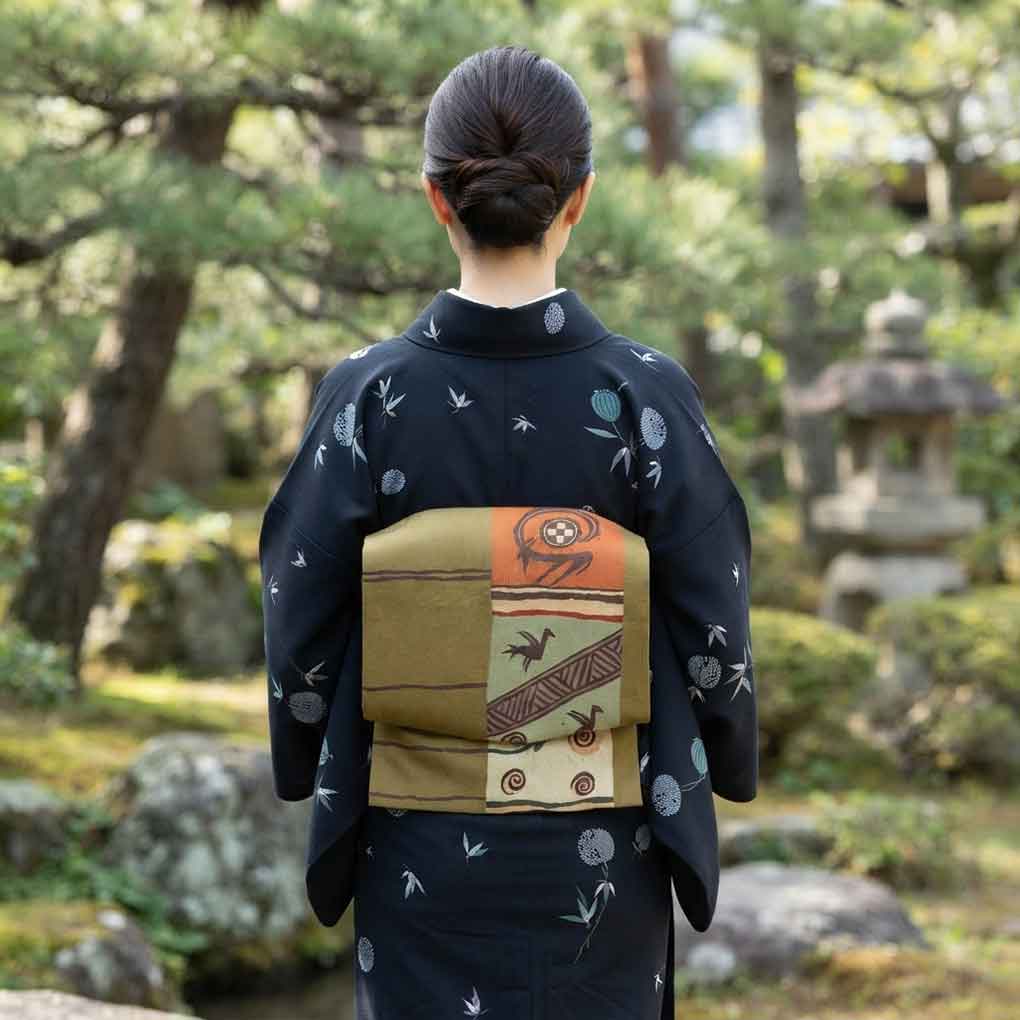 袋帯 リサイクル帯 幅31cm 長さ440cm レディース 抽象柄 秋冬春用 正絹（シルク）グリーン 未使用品 リメイク リユース【ランクS】