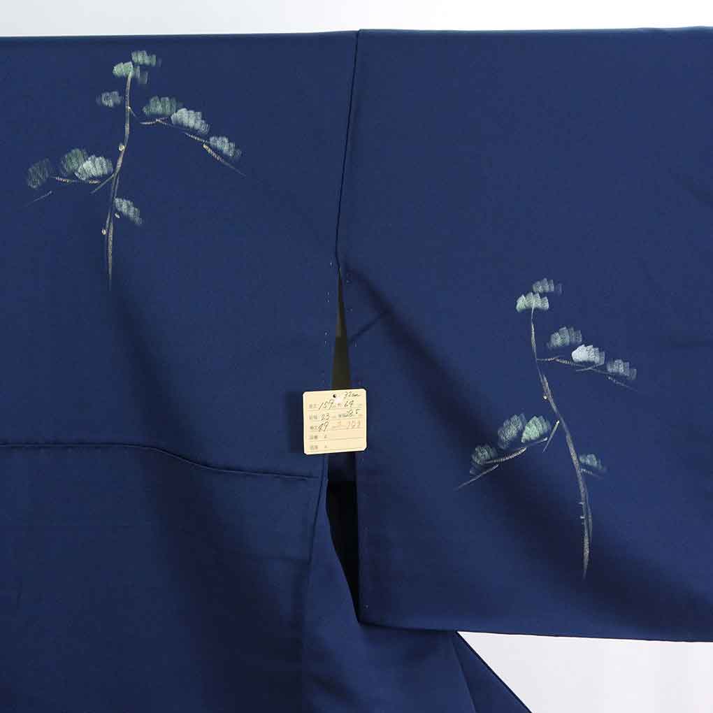 訪問着 リサイクル着物 身丈159cm 裄64cm 前幅23cm 後幅28.5cm 袖丈49cm 袖幅32cm レディース 袷 三重塔 裄Mサイズ 秋冬春用 正絹(シルク)ネイビー 美品 リメイク リユース【ランクA】