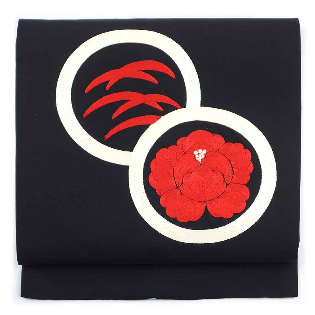 名古屋帯 リサイクル帯 幅29.5cm 長さ358cm レディース 刺繍 秋冬春用 正絹（シルク）ブラック やや難 リメイク リユース【ランクB】