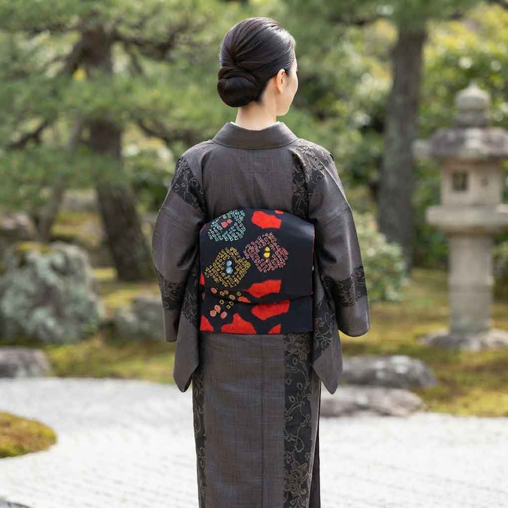 袋帯 リサイクル帯 幅31cm 長さ439cm レディース 絞り 秋冬春用 正絹（シルク）ブラック 美品 リメイク リユース【ランクA】