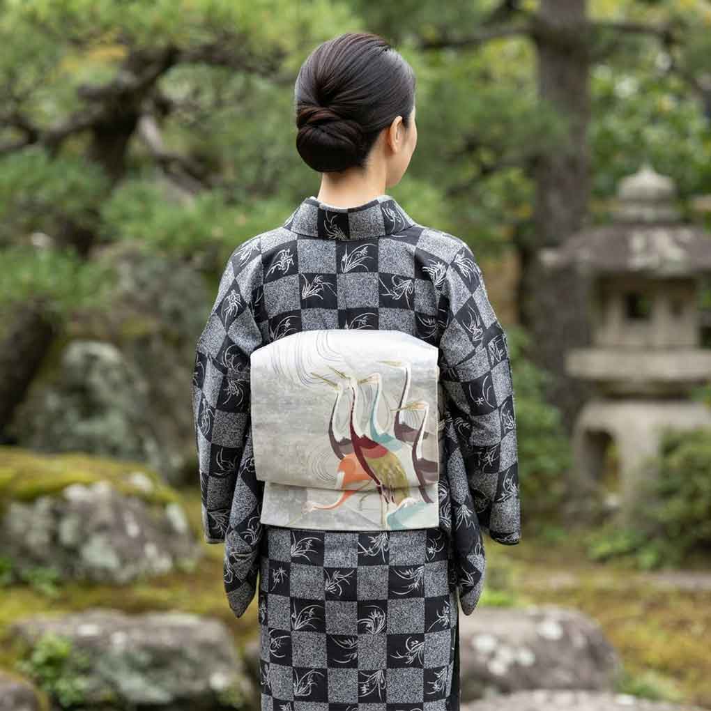 袋帯 リサイクル帯 幅30.5cm 長さ425cm レディース 鶴 秋冬春用 正絹(シルク)シルバー 美品 リメイク リユース【ランクA】