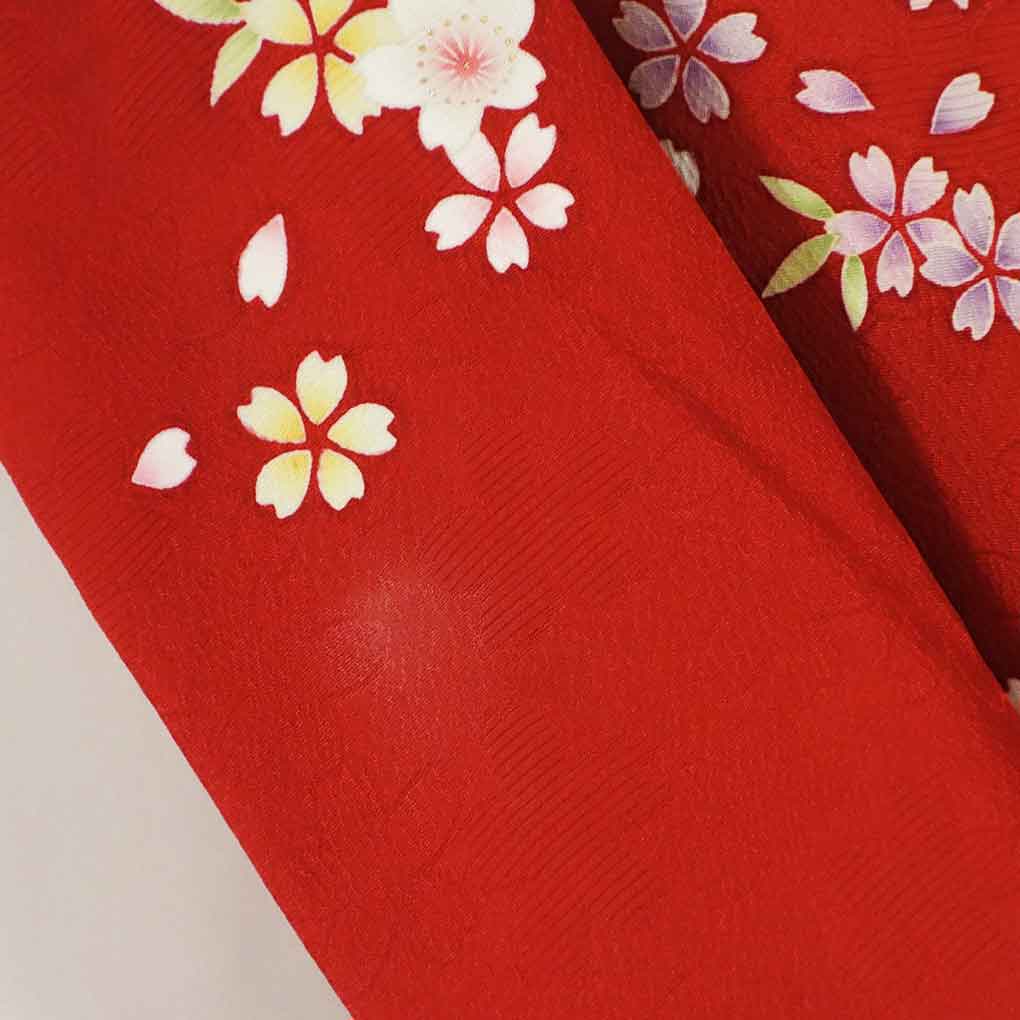 振袖 リサイクル 身丈158cm 裄67cm 前幅24.5cm 後幅29cm 袖丈108cm 袖幅34cm レディース 袷 花柄 裄長 裄Lサイズ 秋冬春用 正絹(シルク)レッド やや難 リメイク リユース【ランクB】