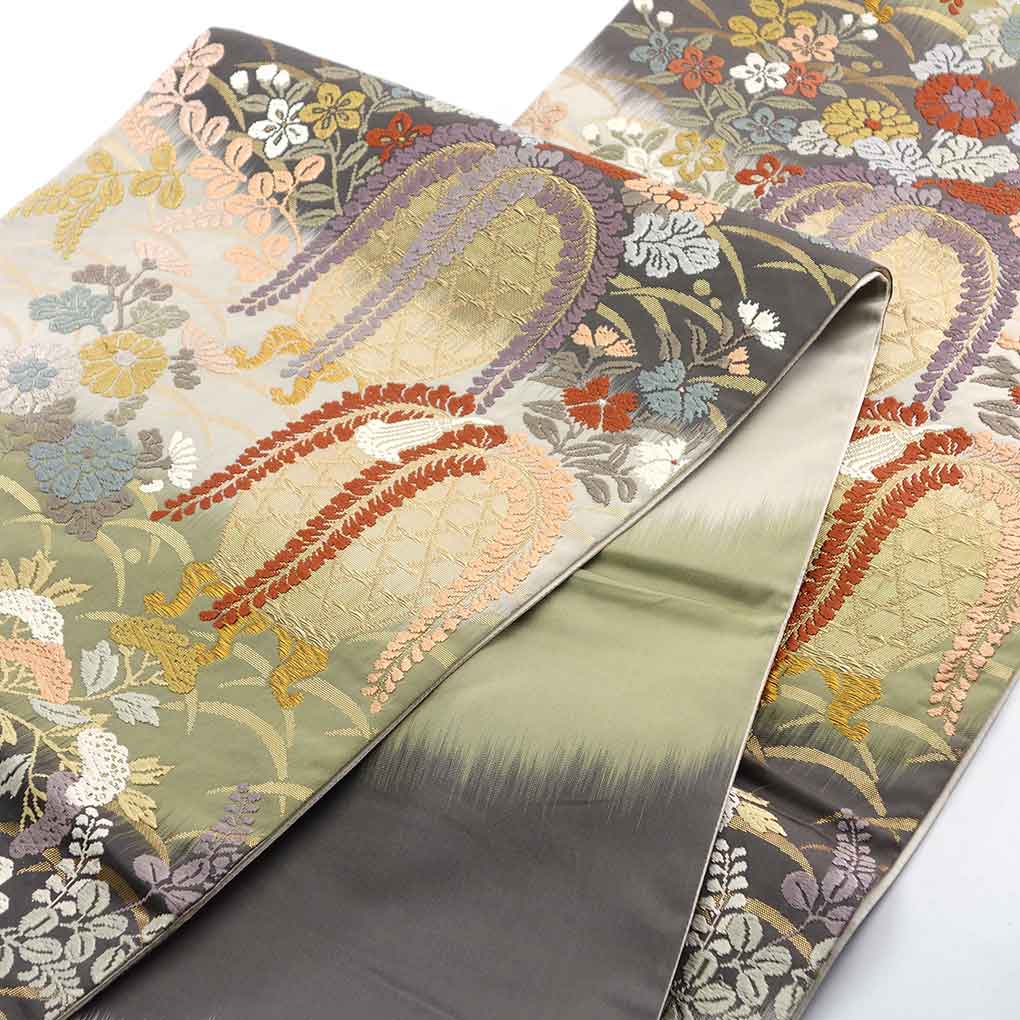 袋帯 リサイクル帯 幅31cm 長さ431cm レディース 四季の花柄 秋冬春用 正絹（シルク）グレー 美品 リメイク リユース【ランクA】