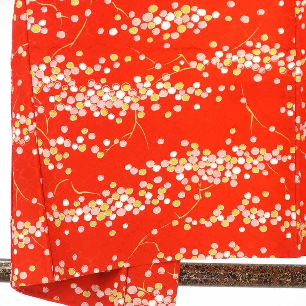 リサイクル 羽織 羽織丈75cm 裄63cm 袖丈47cm 袖幅32.5cm レディース 袷 抽象柄 裄Mサイズ 秋冬春用 ポリエステル 赤地 美品 リサイクル リメイク リユース【ランクA】