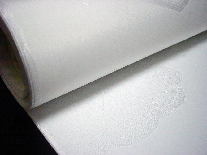 【柄は店長におまかせ】合繊（ポリエステル）白フォーマル用長襦袢・留袖や喪服などに合わせてお使いください。【新品】