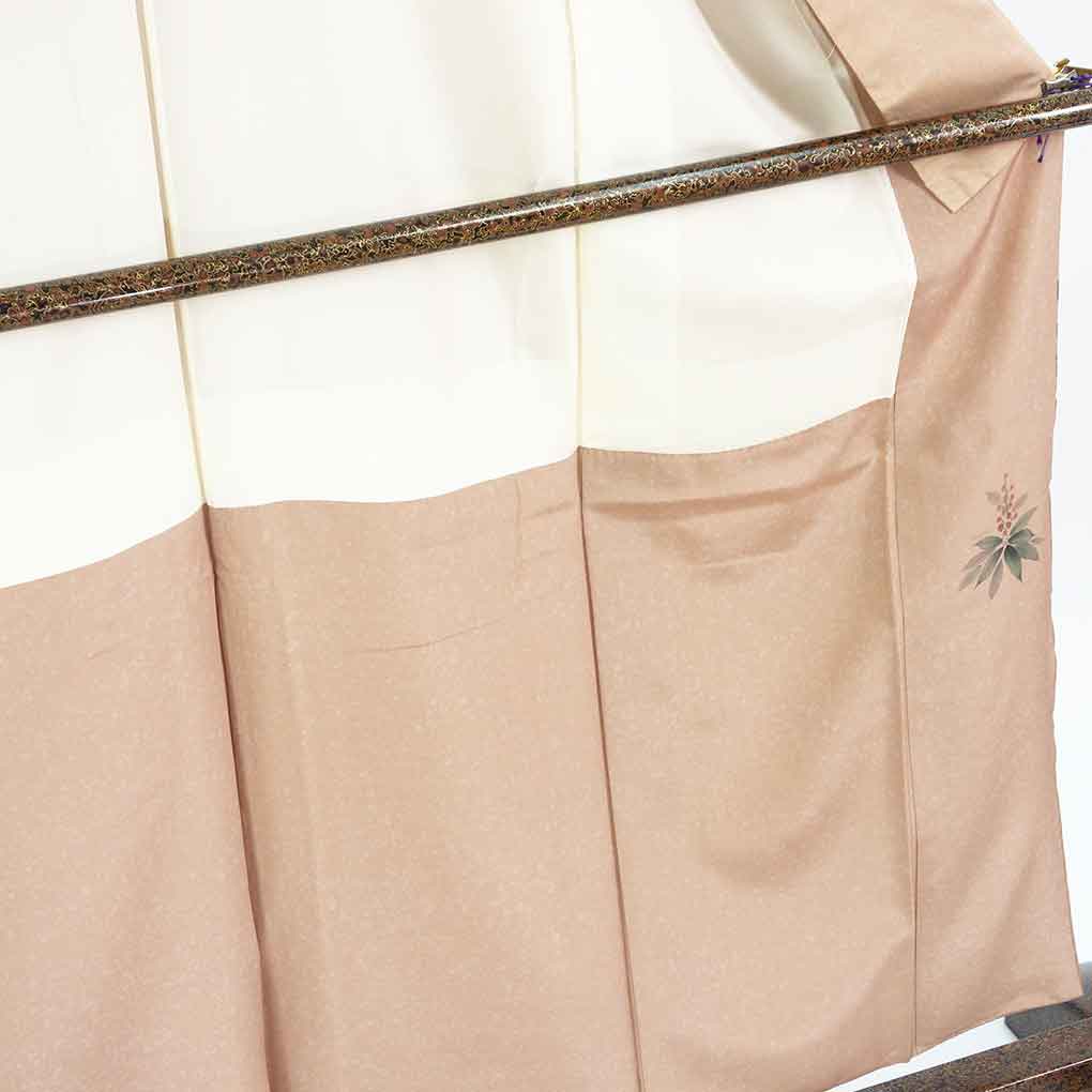 訪問着 リサイクル着物 身丈158cm 裄64cm 前幅24cm 後幅30cm 袖丈49cm 袖幅33cm レディース 袷 南天 裄Mサイズ 秋冬春用 正絹(シルク)ブラウン やや難 リメイク リユース【ランクB】