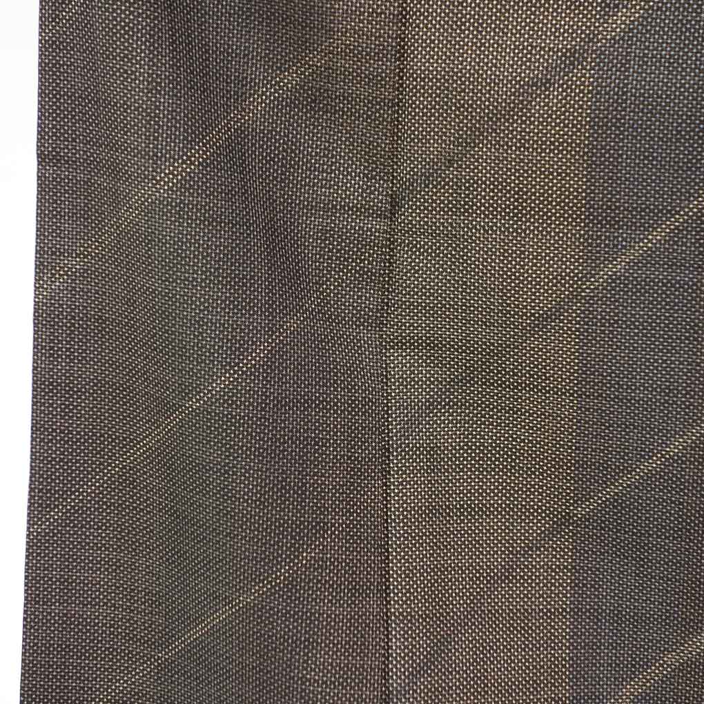 紬 リサイクル着物 身丈155cm 裄63cm 前幅25.5cm 後幅29.5cm 袖丈45cm 袖幅32cm レディース 袷 連続模様 裄Mサイズ 秋冬春用 正絹（シルク）ブラウン 未使用品 リメイク リユース【ランクS】