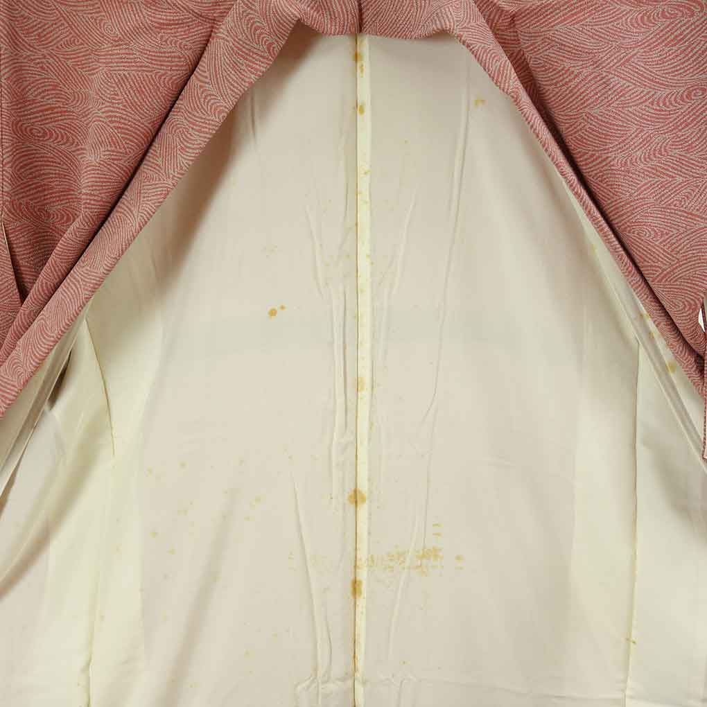 小紋 リサイクル着物 身丈153cm 裄60cm 前幅22.5cm 後幅28.5cm 袖丈49cm 袖幅31cm レディース 袷 波頭 裄SS-Sサイズ 秋冬春用 正絹（シルク）ピンク やや難 リメイク リユース【ランクB】