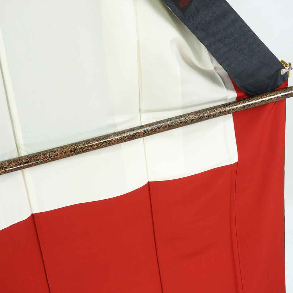 紬 リサイクル着物 身丈160cm 裄65cm 前幅23cm 後幅28.5cm 袖丈49cm 袖幅32cm レディース 袷 花柄 裄Mサイズ 秋冬春用 正絹(シルク)ネイビー 未使用品 リメイク リユース【ランクS】