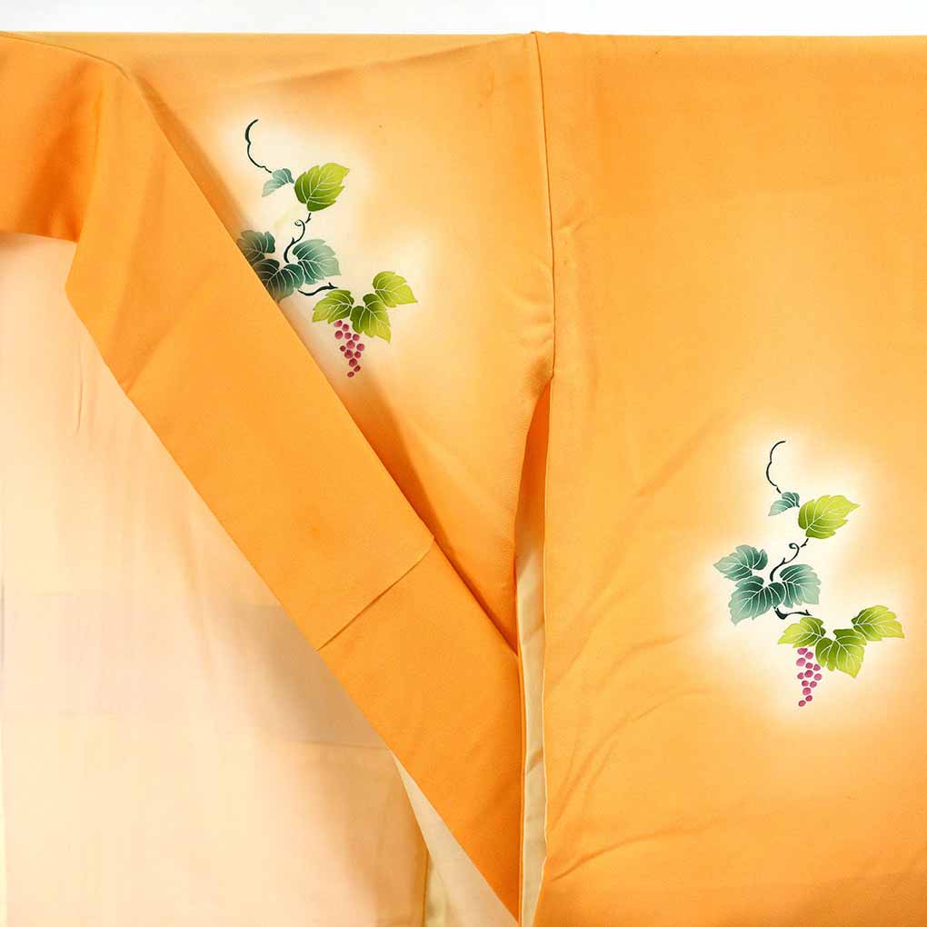 訪問着 リサイクル着物 身丈163cm 裄68cm 前幅23cm 後幅30.5cm 袖丈60cm 袖幅34cm レディース 袷 葡萄 裄長 裄Lサイズ 秋冬春用 正絹（シルク）オレンジ やや難 リメイク リユース【ランクB】