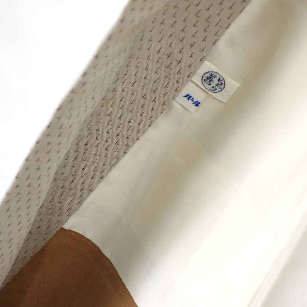 紬 リサイクル着物 身丈155cm 裄63cm 前幅23cm 後幅29cm 袖丈49cm 袖幅33cm レディース 袷 絣模様 裄Mサイズ 秋冬春用 正絹（シルク）グレー やや難 リメイク リユース【ランクB】