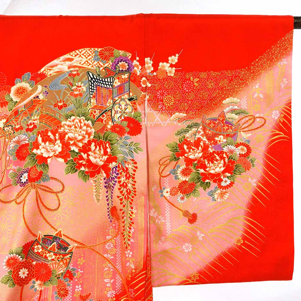 女児着物 リサイクル着物  女児用 袷 花柄 秋冬春用 正絹（シルク）レッド 美品 リメイク リユース【ランクA】