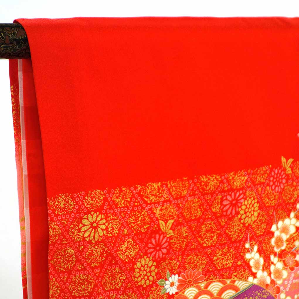 女児着物 リサイクル着物  女児用 袷 花柄 秋冬春用 正絹（シルク）レッド 美品 リメイク リユース【ランクA】