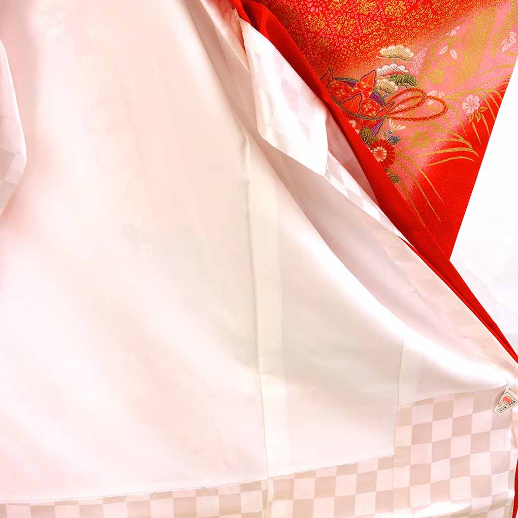 女児着物 リサイクル着物  女児用 袷 花柄 秋冬春用 正絹（シルク）レッド 美品 リメイク リユース【ランクA】