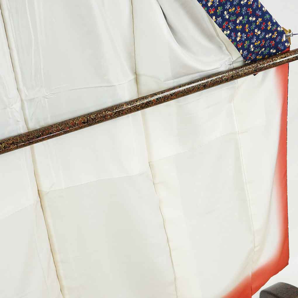 リサイクル 小紋 紺地 蝶柄 袷 正絹 着物 レディース 秋冬春用 シルク ネイビー 裄SSサイズ身丈150cm 裄59cm 前幅24cm 後幅29cm 袖丈49cm【ランクA】