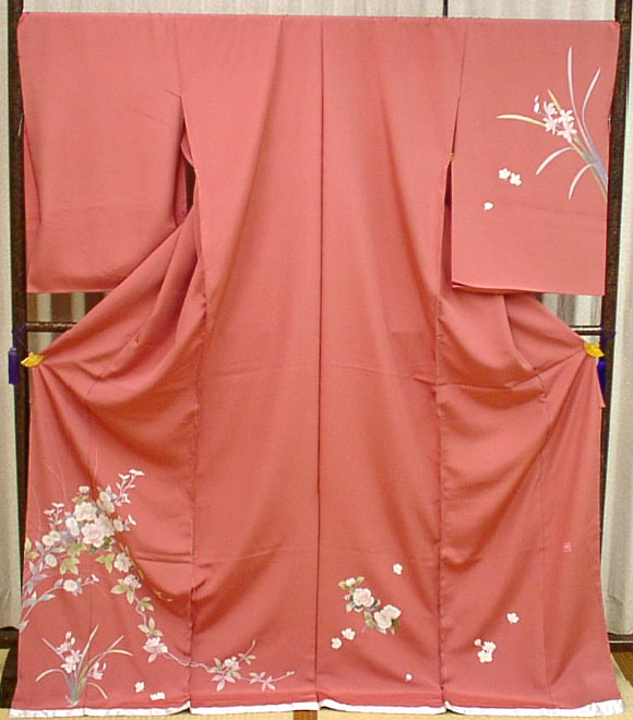 正絹訪問着シックな大人ピンクに四季の花【新品】
