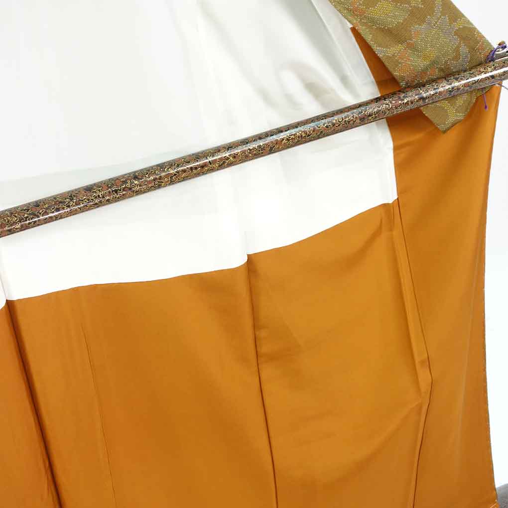 紬 リサイクル着物 身丈160cm 裄64cm 前幅23cm 後幅29.5cm 袖丈49cm 袖幅32cm レディース 袷 花柄 裄Mサイズ 秋冬春用 正絹（シルク）ブラウン 未使用品 リメイク リユース【ランクS】